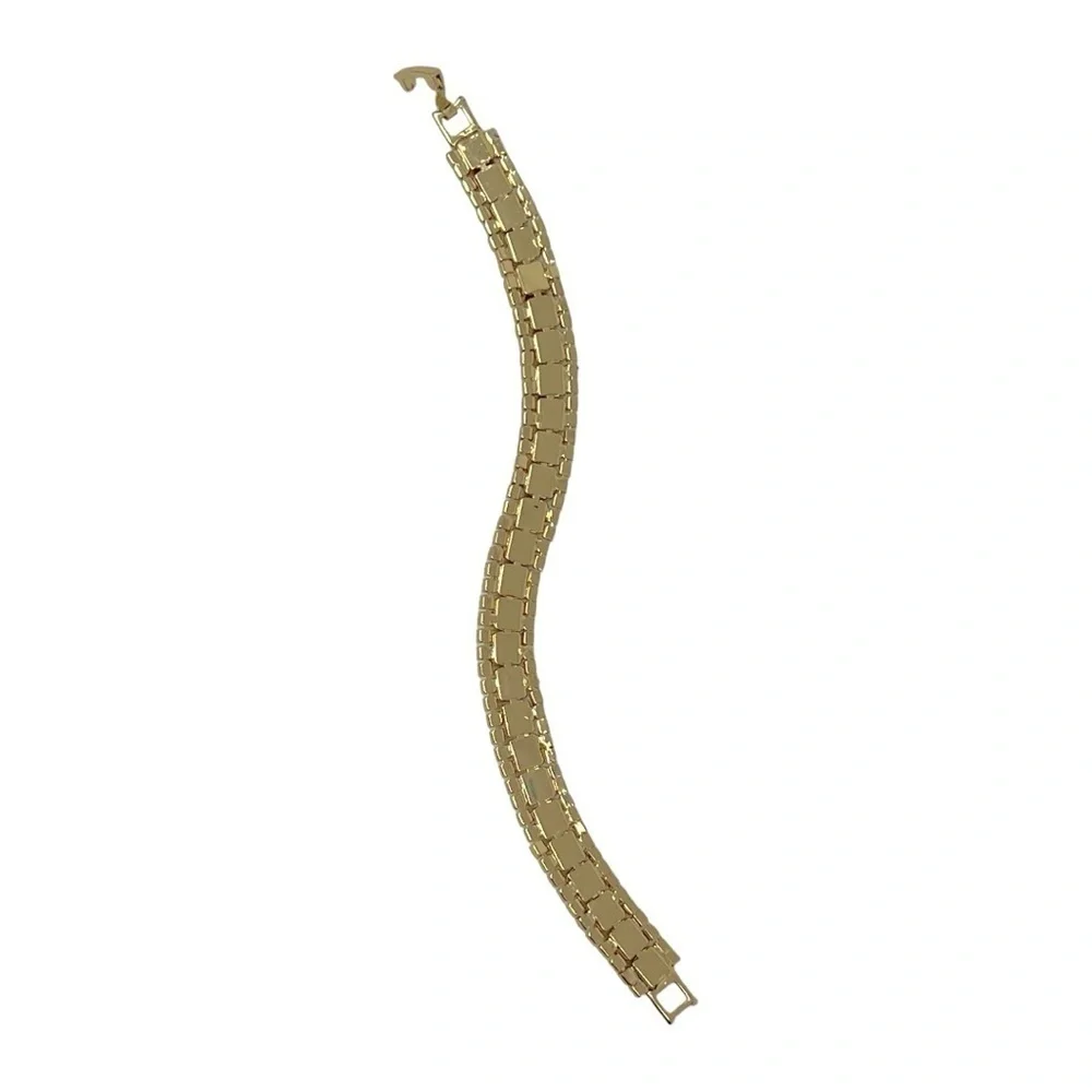 unbranded gold tone